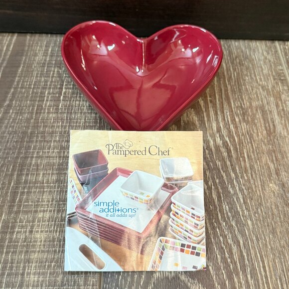 Pampered Chef Simple Additions Heart Dish - Picture 3 of 16